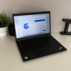 Portátil Lenovo T490 i7 8a Gen 8Gb RAM 14"